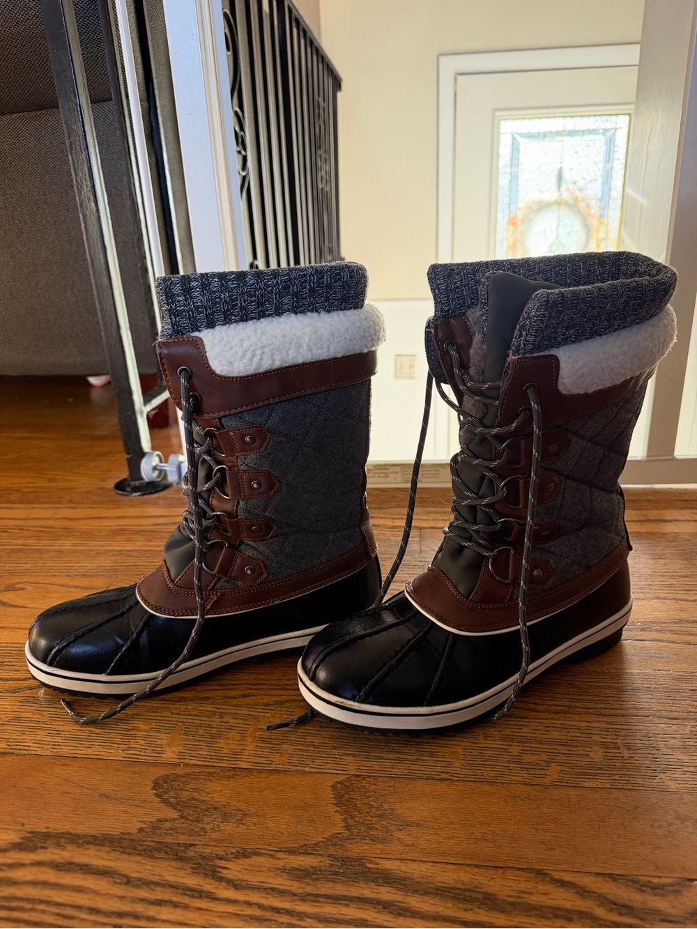 3M Thinsulate Women's Black, Gray and Brown Insulated Winter Boots